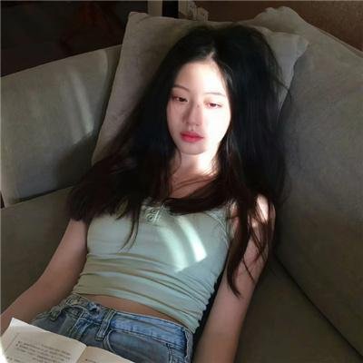 奔跑的修女